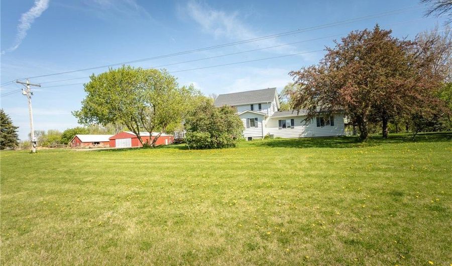 6521 County Road 87 SE, Alexandria, MN 56308 - 6 Beds, 3 Bath