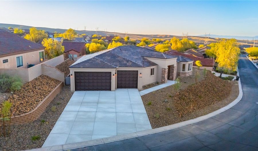 2784 Fort Mojave Dr, Bullhead City, AZ 86429 - 3 Beds, 2 Bath