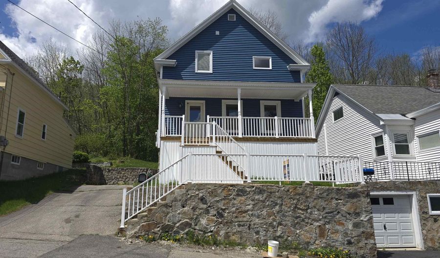 569 Western Ave, Berlin, NH 03570 - 3 Beds, 1 Bath