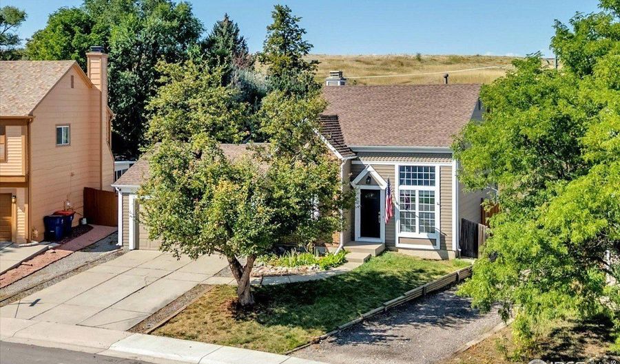 10411 Routt Ln, Broomfield, CO 80021 - 3 Beds, 2 Bath