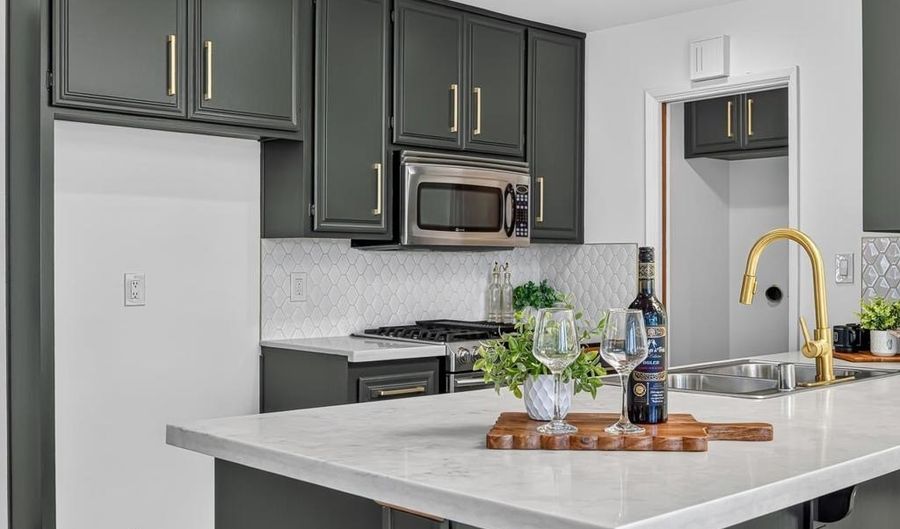 2595 Calle Tres Lomas, San Diego, CA 92139 - 3 Beds, 2 Bath