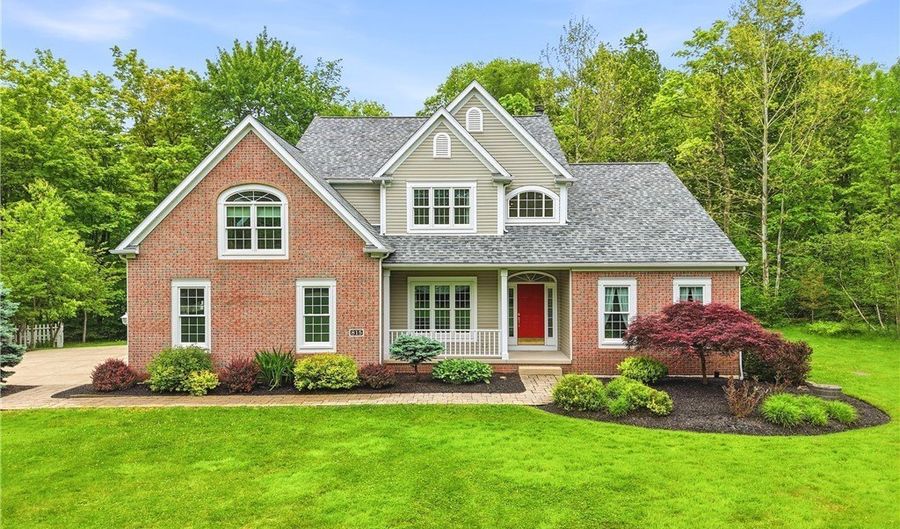 815 Centerville Trl, Aurora, OH 44202 - 3 Beds, 3 Bath