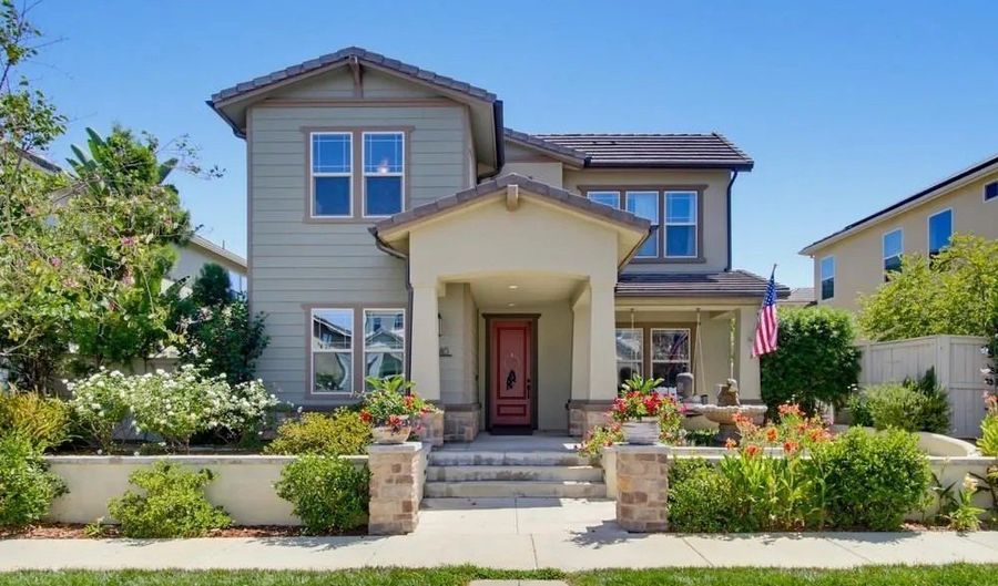 21840 Deer Grass Dr, Escondido, CA 92029 - 5 Beds, 5 Bath