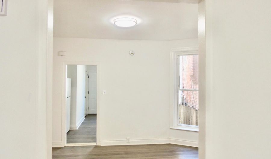 405 W RUSCOMB St, Philadelphia, PA 19120 - 3 Beds, 1 Bath