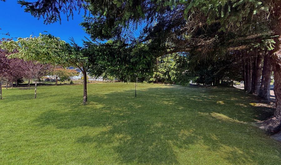 932 Midland Way, Brookings, OR 97415 - 0 Beds, 0 Bath