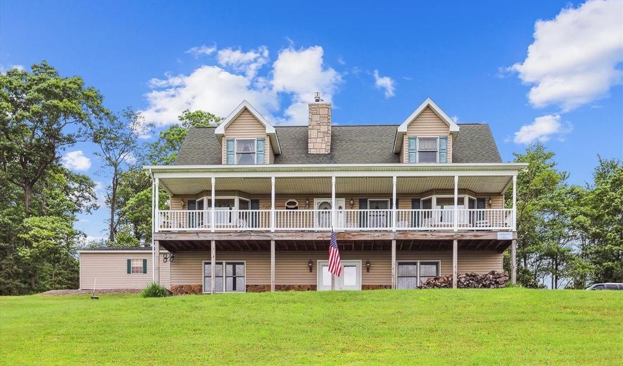 417 GREENWOOD RIDGE Rd, Accident, MD 21520 - 4 Beds, 4 Bath