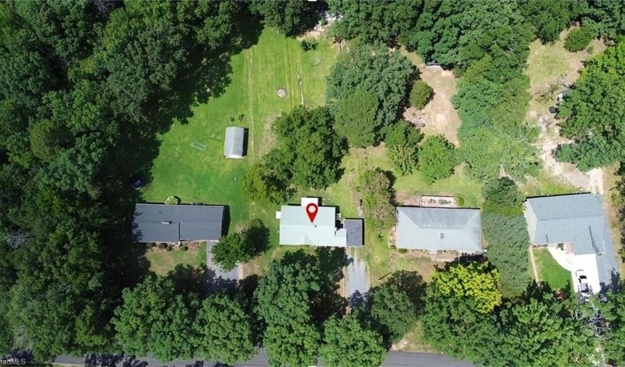 326 Northwood Dr, Asheboro, NC 27203 - 2 Beds, 1 Bath