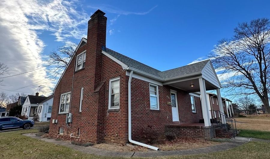 2815 PUTTY HILL Ave, Baltimore, MD 21234 - 3 Beds, 2 Bath