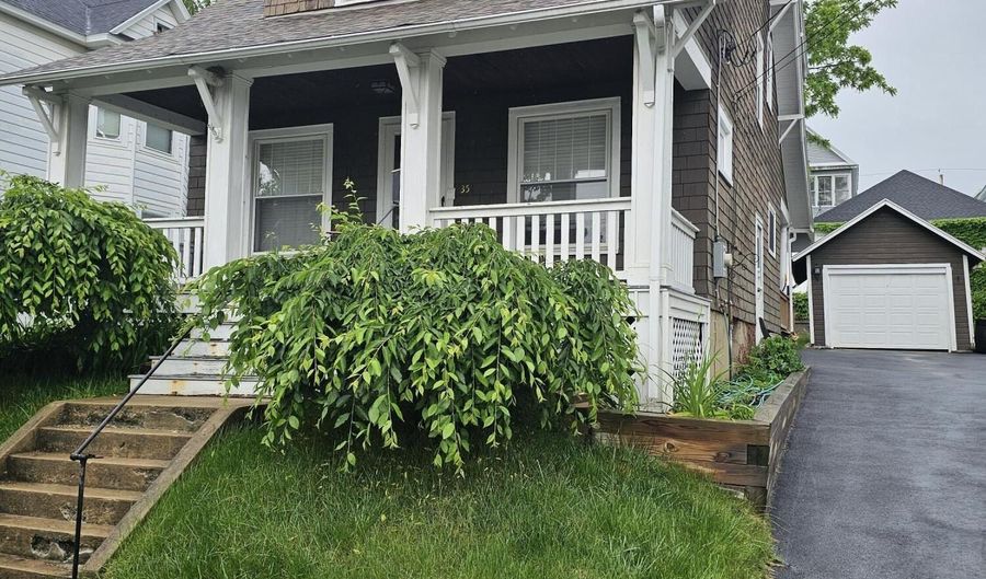 35 McClellan Ave, Amsterdam, NY 12010 - 3 Beds, 1 Bath