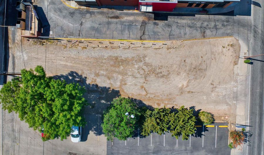 316 S Canal St, Carlsbad, NM 88220 - 0 Beds, 0 Bath