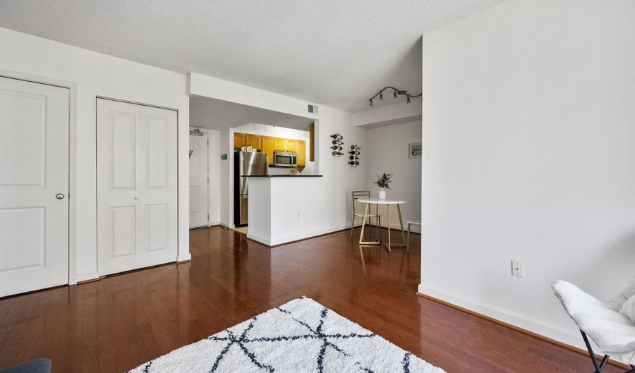 880 N POLLARD St N 923, Arlington, VA 22203 - 2 Beds, 1 Bath