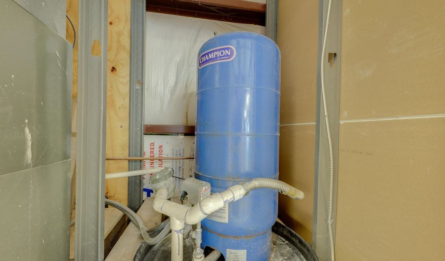 54791 E Hwy 59, Afton, OK 74331 - 1 Beds, 2 Bath