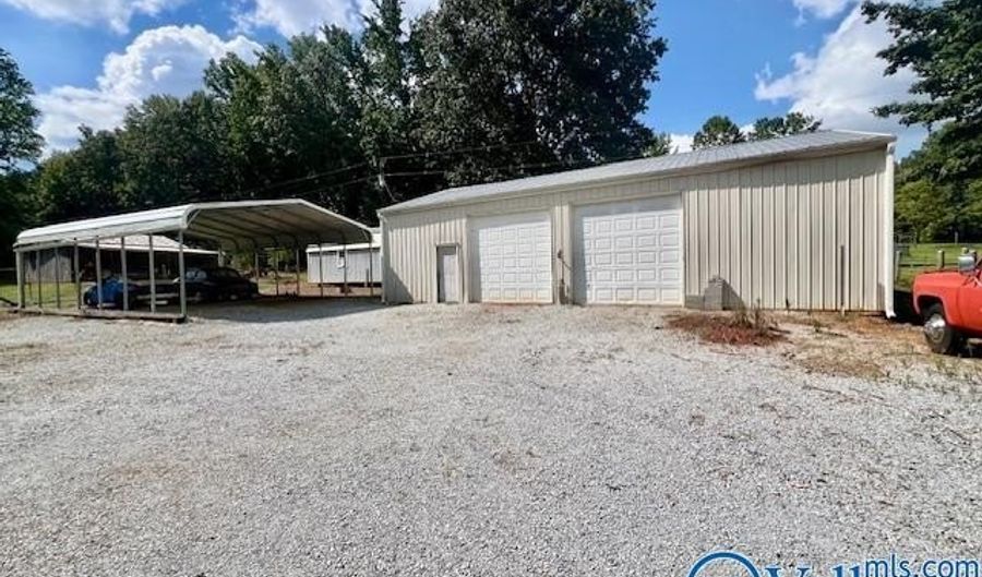 10333 Dogwood Ln, Athens, AL 35614 - 4 Beds, 2 Bath