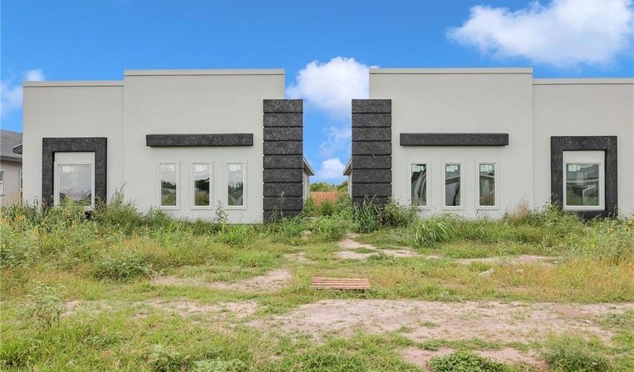 911 13th St, Alamo, TX 78589 - 0 Beds, 0 Bath