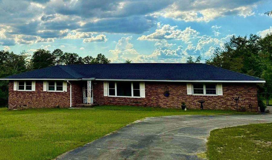 1090 Pinegrove Rd, Beech Island, SC 29842 - 3 Beds, 2 Bath