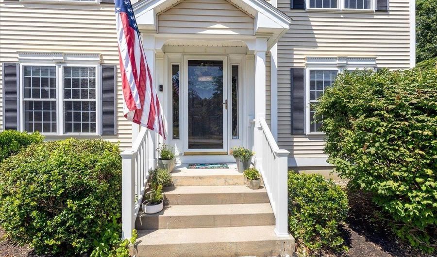 36 Summit Rd, Bedford, NH 03110 - 4 Beds, 3 Bath