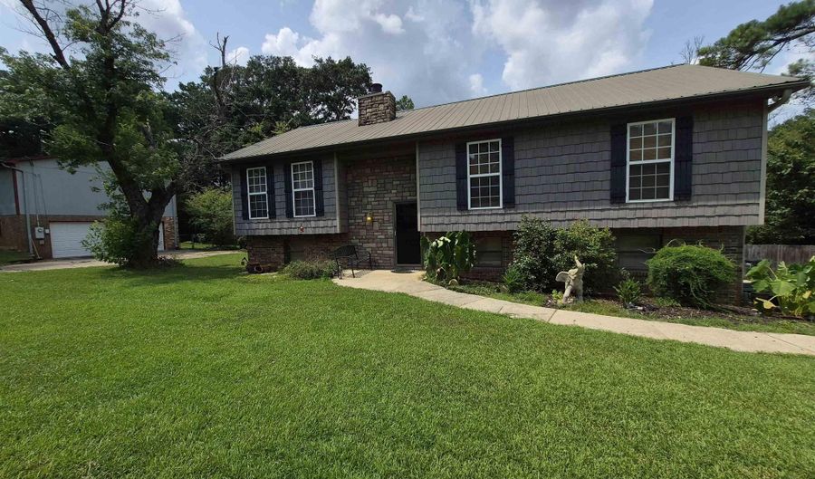 25 EDDINGS Ln, Alabaster, AL 35007 - 4 Beds, 2 Bath