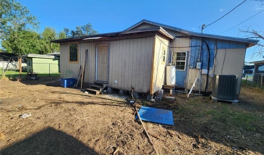 564 Mar Cir, Alamo, TX 78516 - 4 Beds, 2 Bath