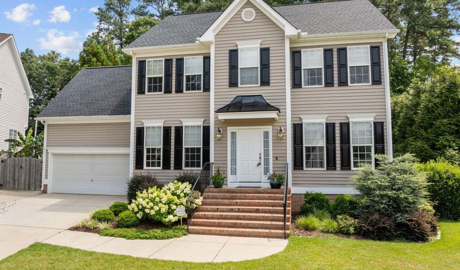 1802 Abby Knoll Dr, Apex, NC 27502 - 5 Beds, 3 Bath