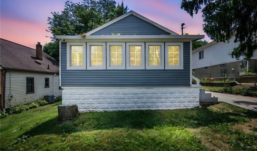 364 Rexford St, Akron, OH 44314 - 4 Beds, 2 Bath