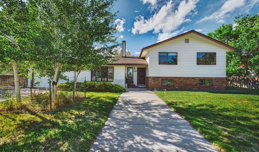 25 Mashie Clb, Cody, WY 82414 - 3 Beds, 2 Bath