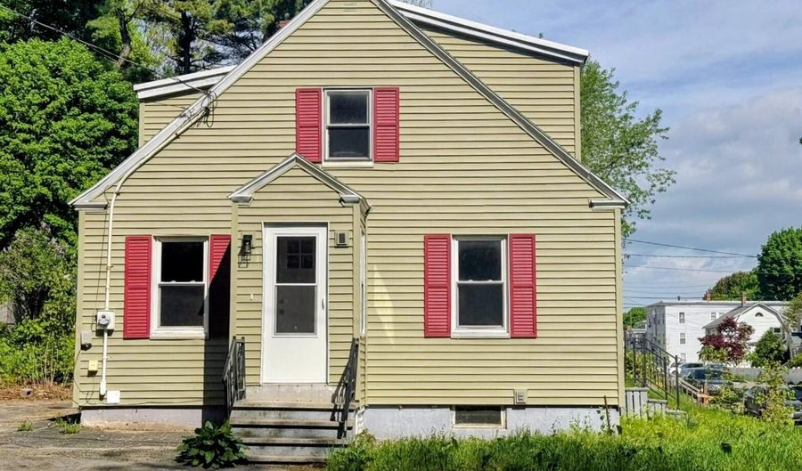 155 Second St, Auburn, ME 04210 - 3 Beds, 2 Bath