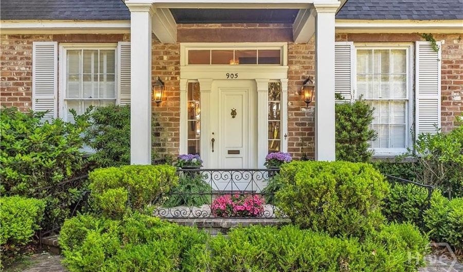 905 Goebel Ave, Savannah, GA 31404 - 4 Beds, 3 Bath