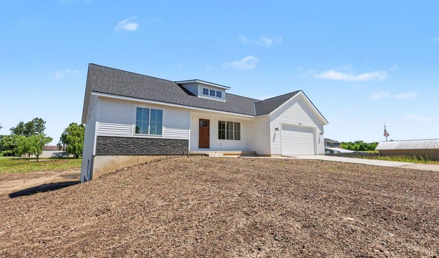 2607 122nd Ave, Allegan, MI 49010 - 3 Beds, 2 Bath