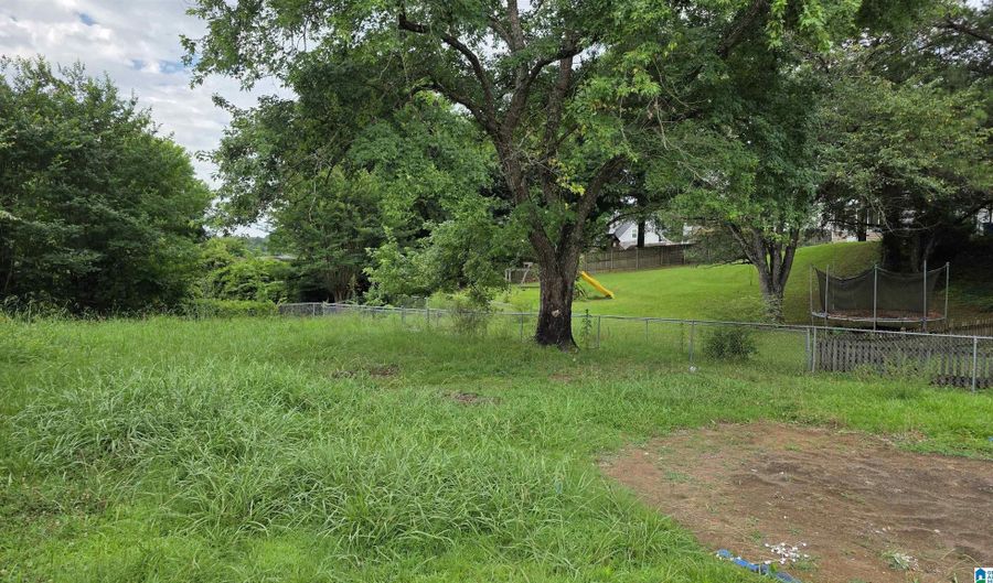 108 BERRYHILL Ln, Alabaster, AL 35007 - 3 Beds, 3 Bath