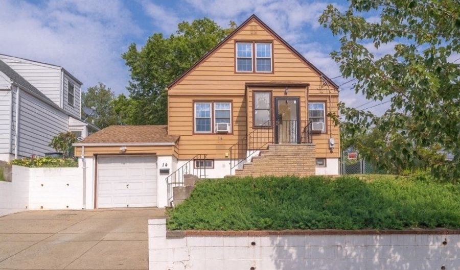 14 Smallwood Ave, Belleville, NJ 07109 - 3 Beds, 2 Bath