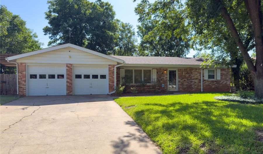 2117 Oakwood Ln, Abilene, TX 79605 - 3 Beds, 2 Bath