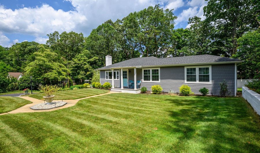 3213 Ridgewood Rd, Allenwood, NJ 08720 - 3 Beds, 2 Bath