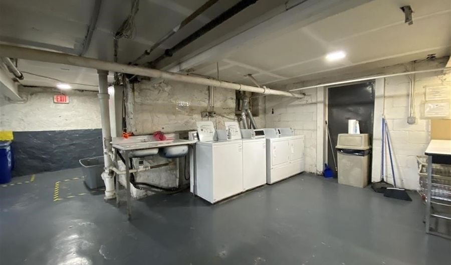 84 W 25TH St A5, Bayonne, NJ 07002 - 1 Beds, 1 Bath