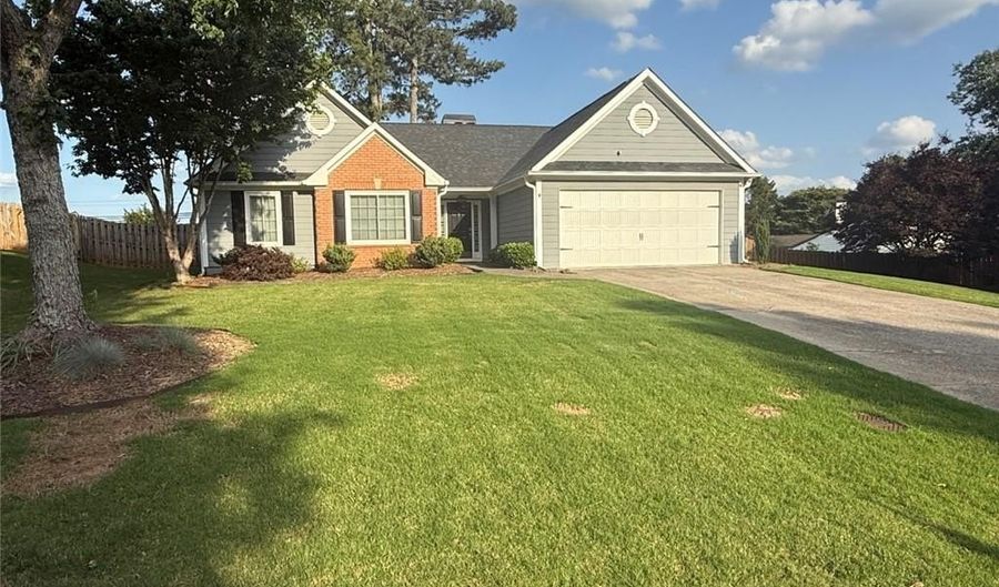 1425 Overland Xing, Alpharetta, GA 30004 - 3 Beds, 2 Bath