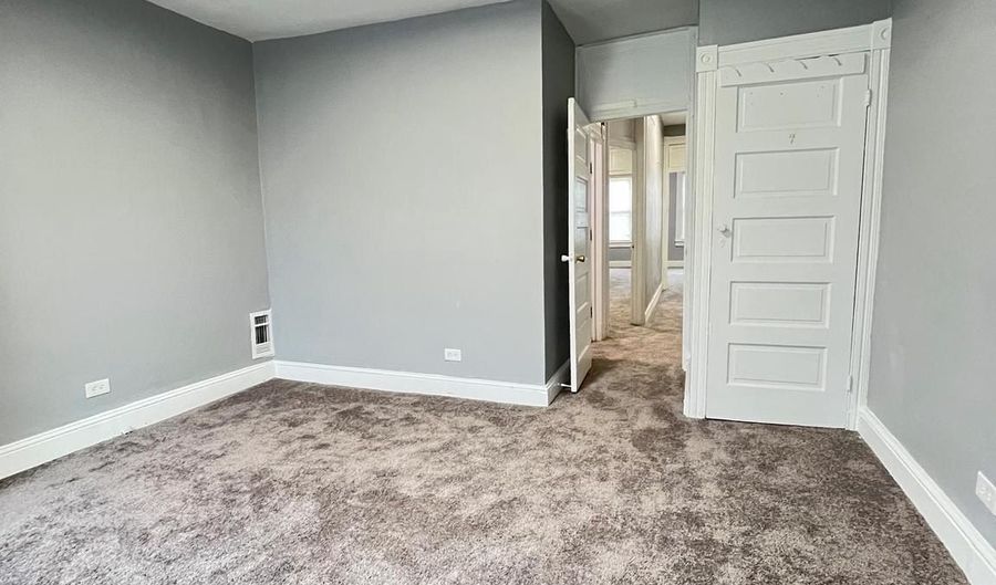 639 N KENWOOD Ave, Baltimore, MD 21205 - 3 Beds, 1 Bath