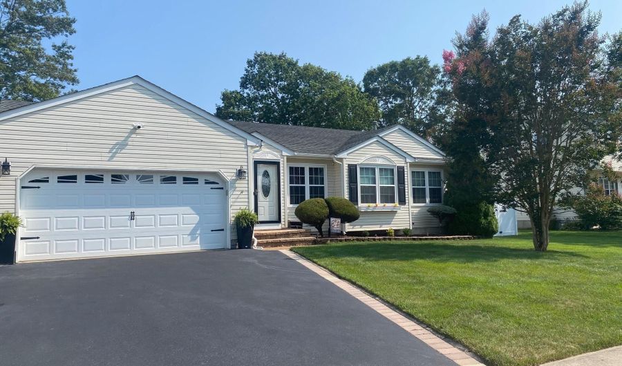 16 Cove St, Barnegat, NJ 08005 - 3 Beds, 2 Bath