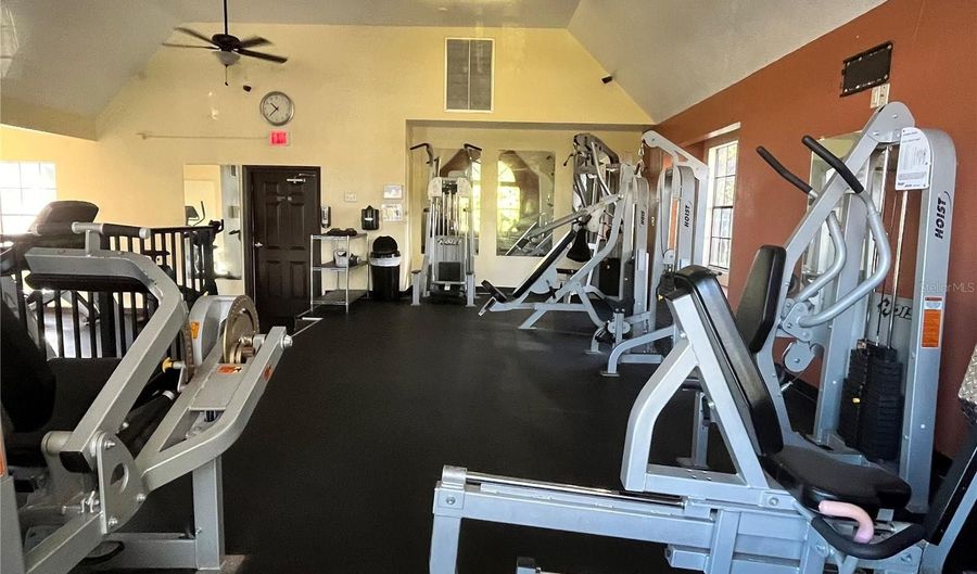 400 LAKE PLACID Ct 204, Altamonte Springs, FL 32701 - 1 Beds, 1 Bath