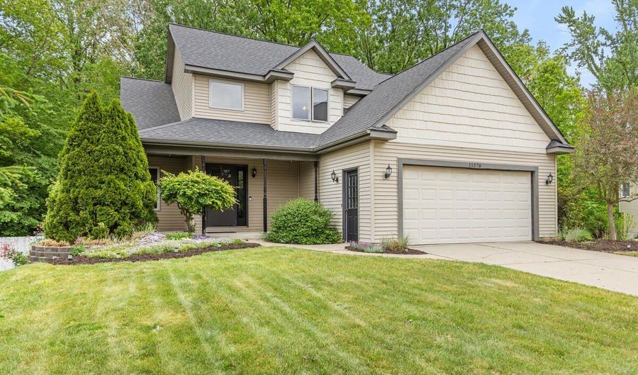 11576 Spruceview Dr, Allendale, MI 49401 - 5 Beds, 3 Bath