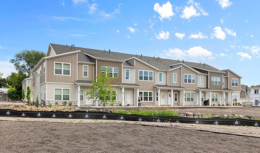 977 N 200 W, Brigham City, UT 84302 - 3 Beds, 3 Bath