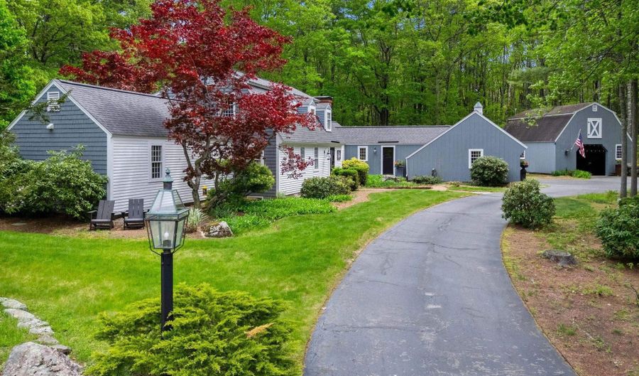 213 Joppa Hill Rd, Bedford, NH 03110 - 4 Beds, 4 Bath