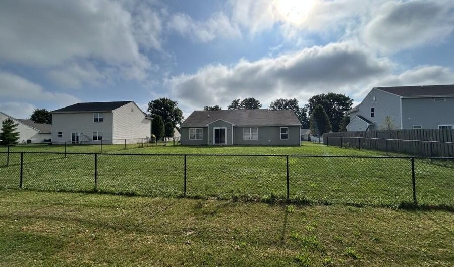 1786 Archbury Dr, Avon, IN 46123 - 3 Beds, 2 Bath