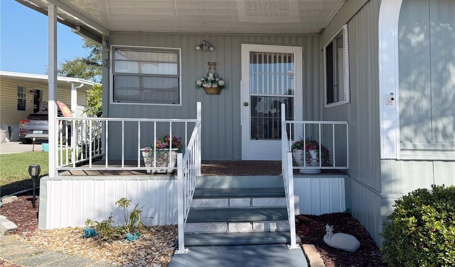 123 SAINT KITTS Way, Apollo Beach, FL 33572 - 2 Beds, 2 Bath