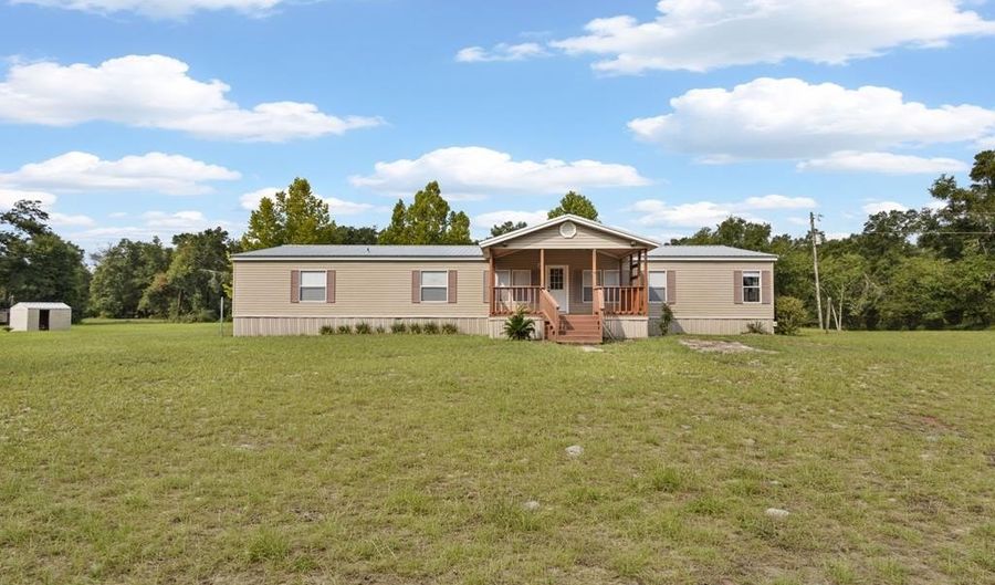 4689 NW 26th St, Bell, FL 32619 - 4 Beds, 2 Bath