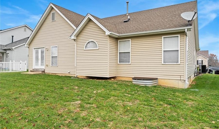736 Berrywine Ln, Arnold, MO 63010 - 3 Beds, 2 Bath