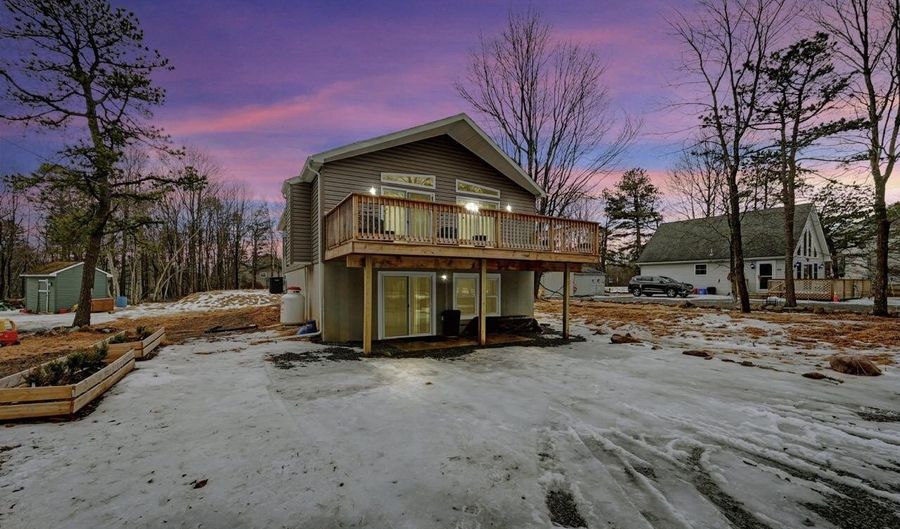 80 Parker Mews, Albrightsville, PA 18210 - 4 Beds, 3 Bath