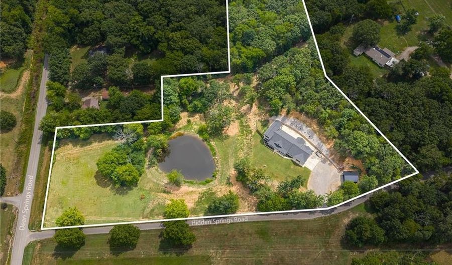 4922 Hidden Springs Ln, Alma, AR 72921 - 5 Beds, 3 Bath