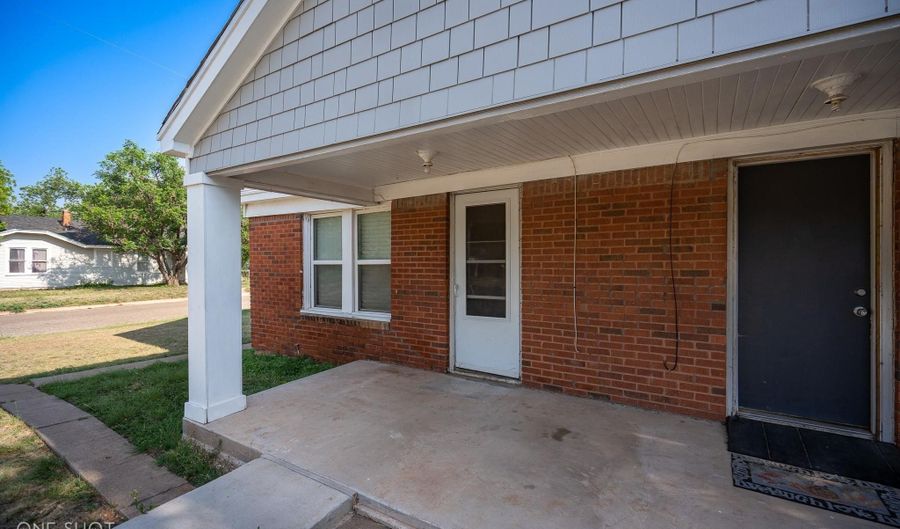 2744 Russell St, Abilene, TX 79605 - 2 Beds, 1 Bath