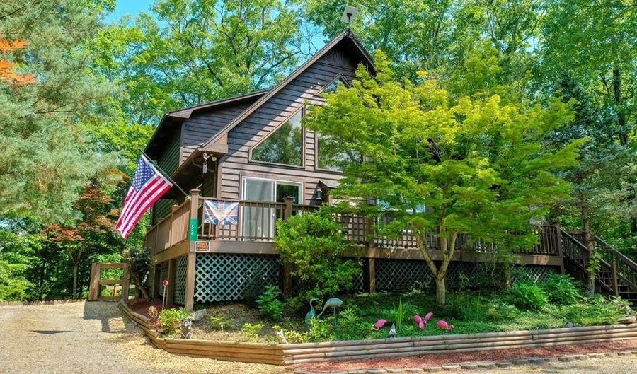 52 Bear Track Rd, Andrews, NC 28901 - 2 Beds, 3 Bath