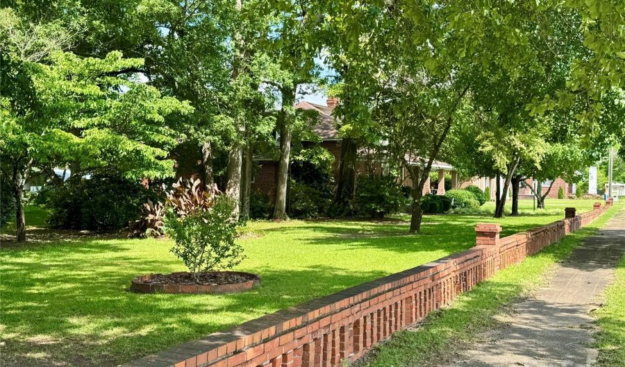 300 Blackmon St S, Bethune, SC 29009 - 4 Beds, 2 Bath