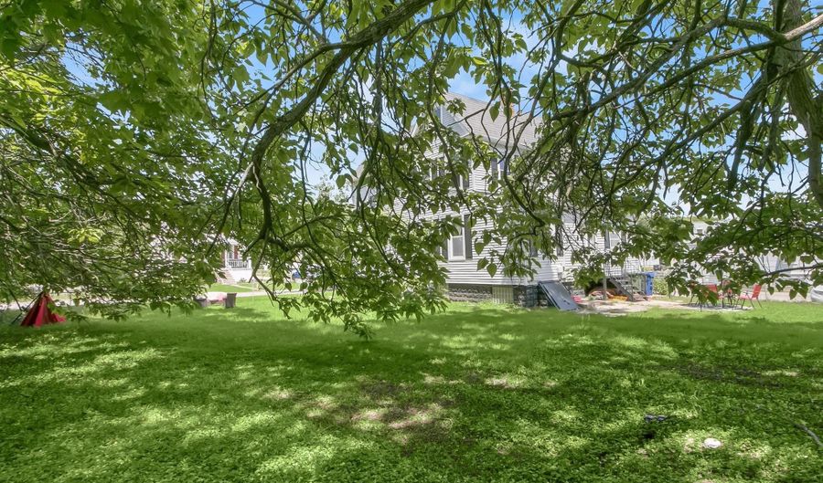4511 POWELL Ave, Baltimore, MD 21206 - 4 Beds, 2 Bath